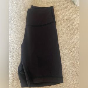 Lululemon Wundertrain Shorts - size 8 8” length